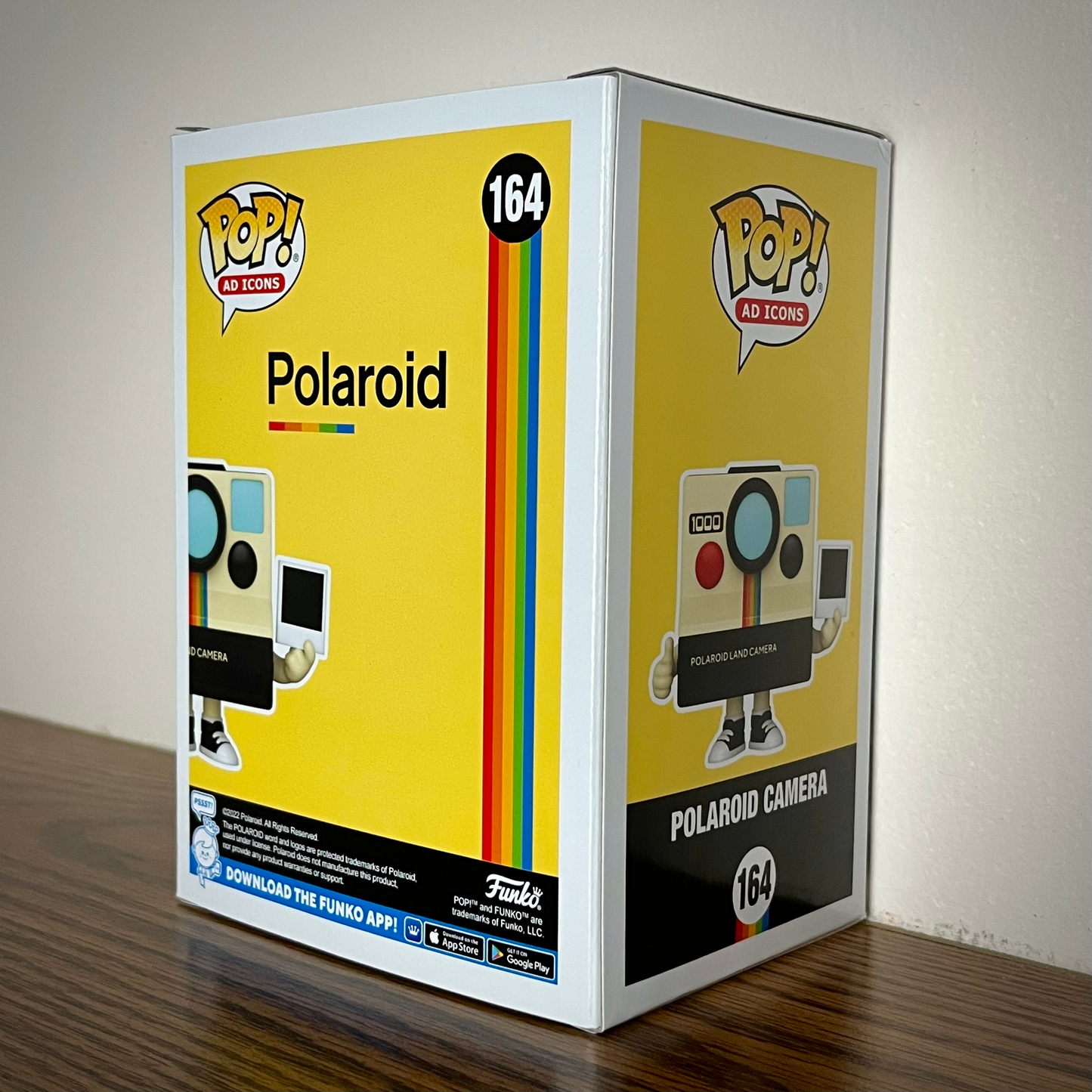 Funko Pop! Ad Icons - Polaroid Camera #164 (2022 NYCC Exclusive) image 2