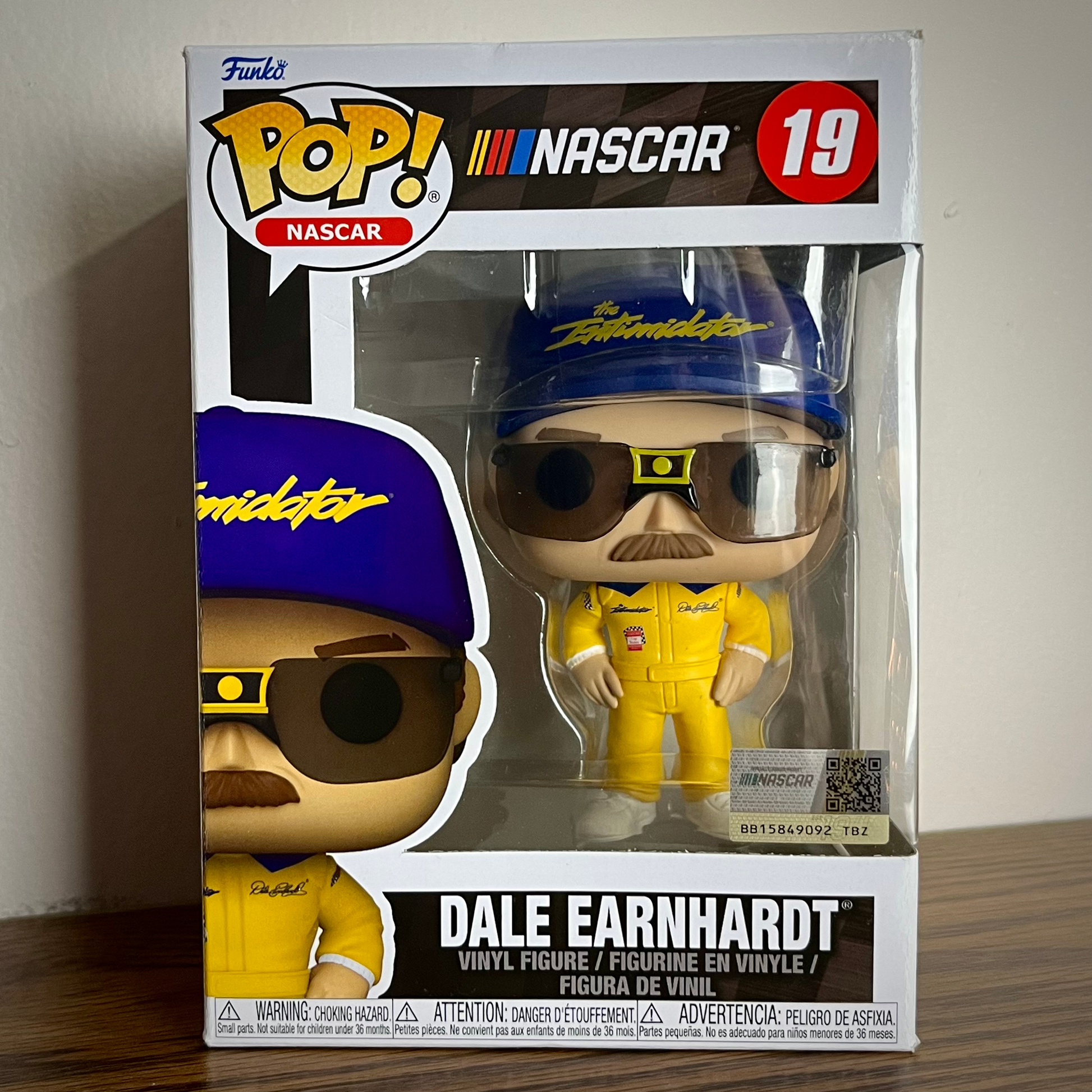 Funko Pop! NASCAR - Dale Earnhardt #19 image 1