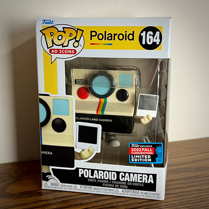 Funko Pop! Ad Icons - Polaroid Camera #164 (2022 NYCC Exclusive) image 1