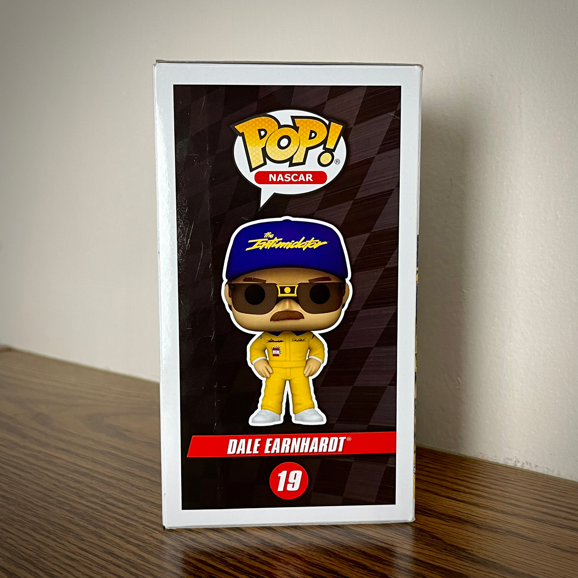 Funko Pop! NASCAR - Dale Earnhardt #19 image 3